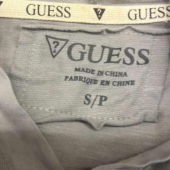 Guess Hooded Long Sleeve Pull-Over- NWT - Picture 5 of 6